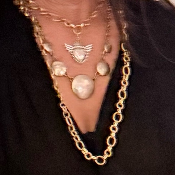 Chunky gold statement Gold Heart Pendant Necklace - Picture 13 of 13